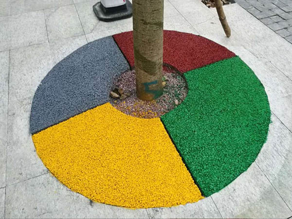 透水地坪究竟有什么優(yōu)勢這么受青睞？